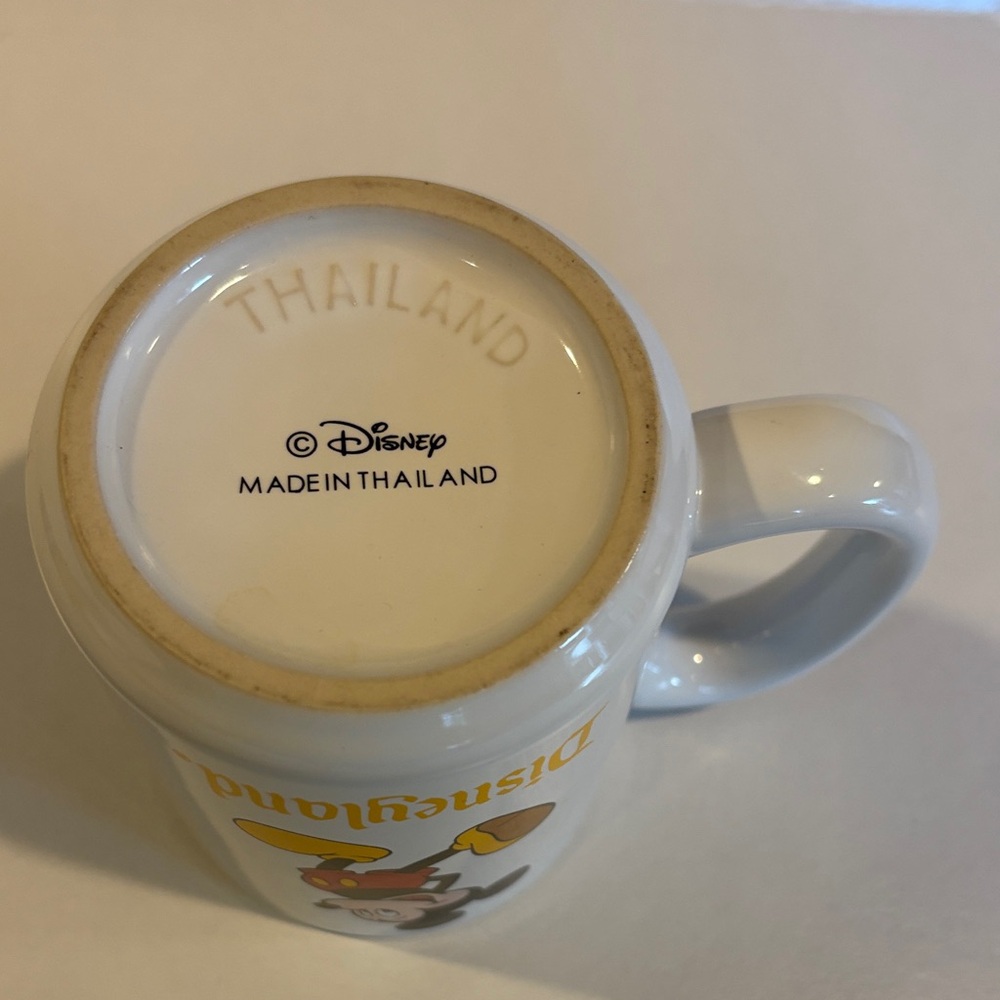 Disney White Mug with Yellow Interior and Mickey Mouse Design - Picture 4 of 4